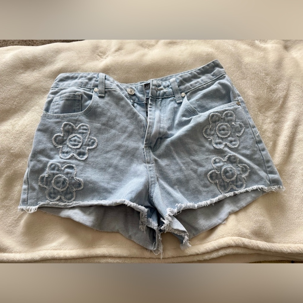 Embroidered Light Blue Women's Jean Shorts